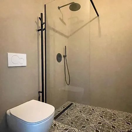 Apartma Adina 1905